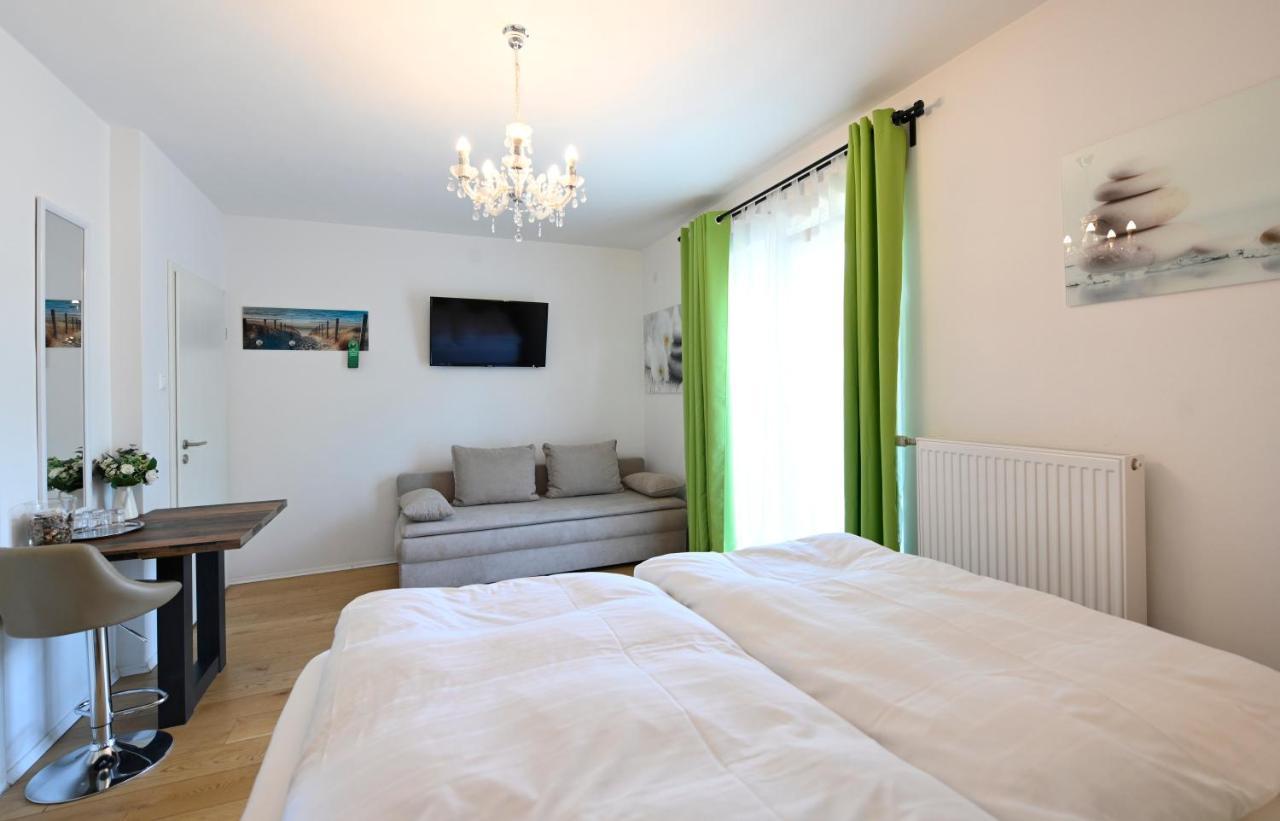 Enjoyit Velden West Hotel Selpritsch Ngoại thất bức ảnh