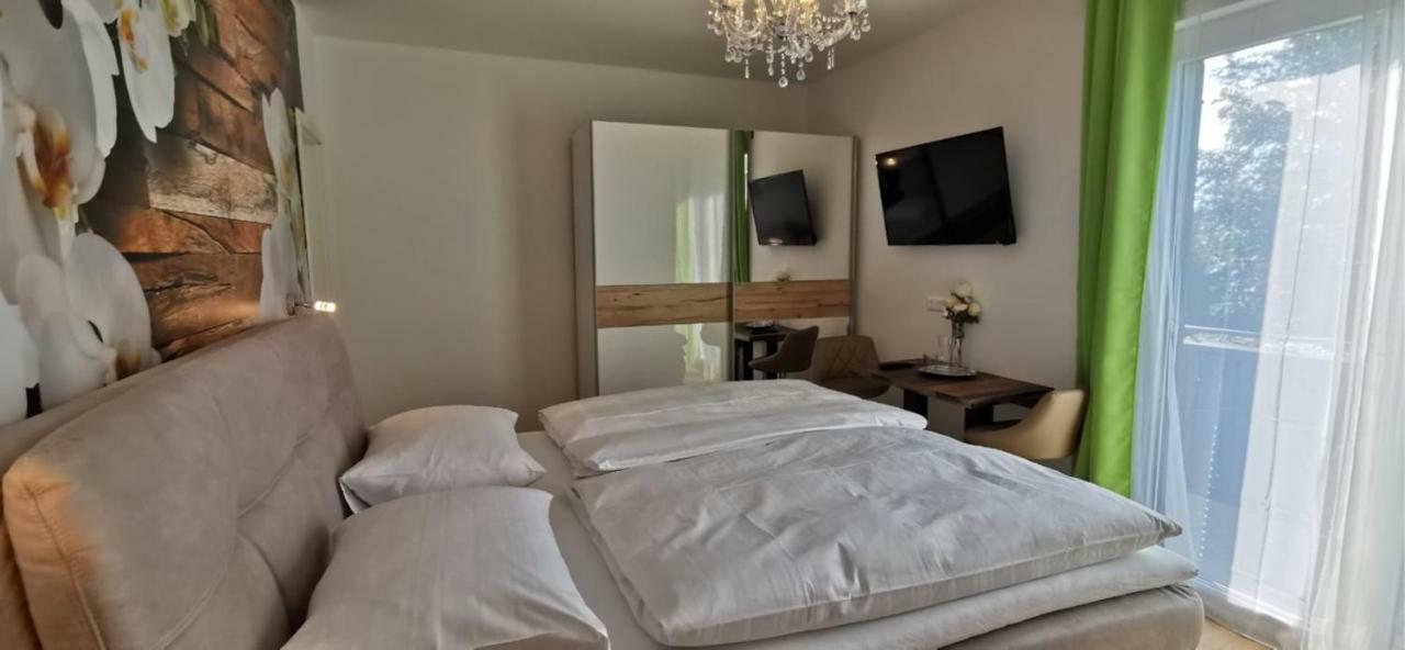 Enjoyit Velden West Hotel Selpritsch Ngoại thất bức ảnh
