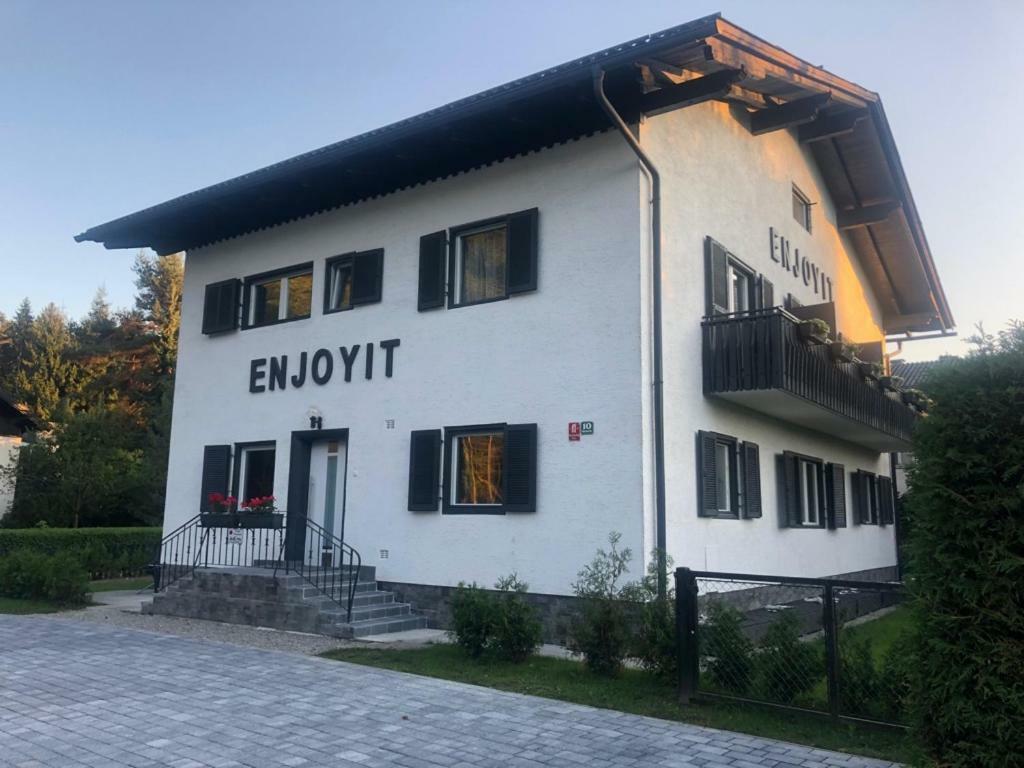 Enjoyit Velden West Hotel Selpritsch Ngoại thất bức ảnh