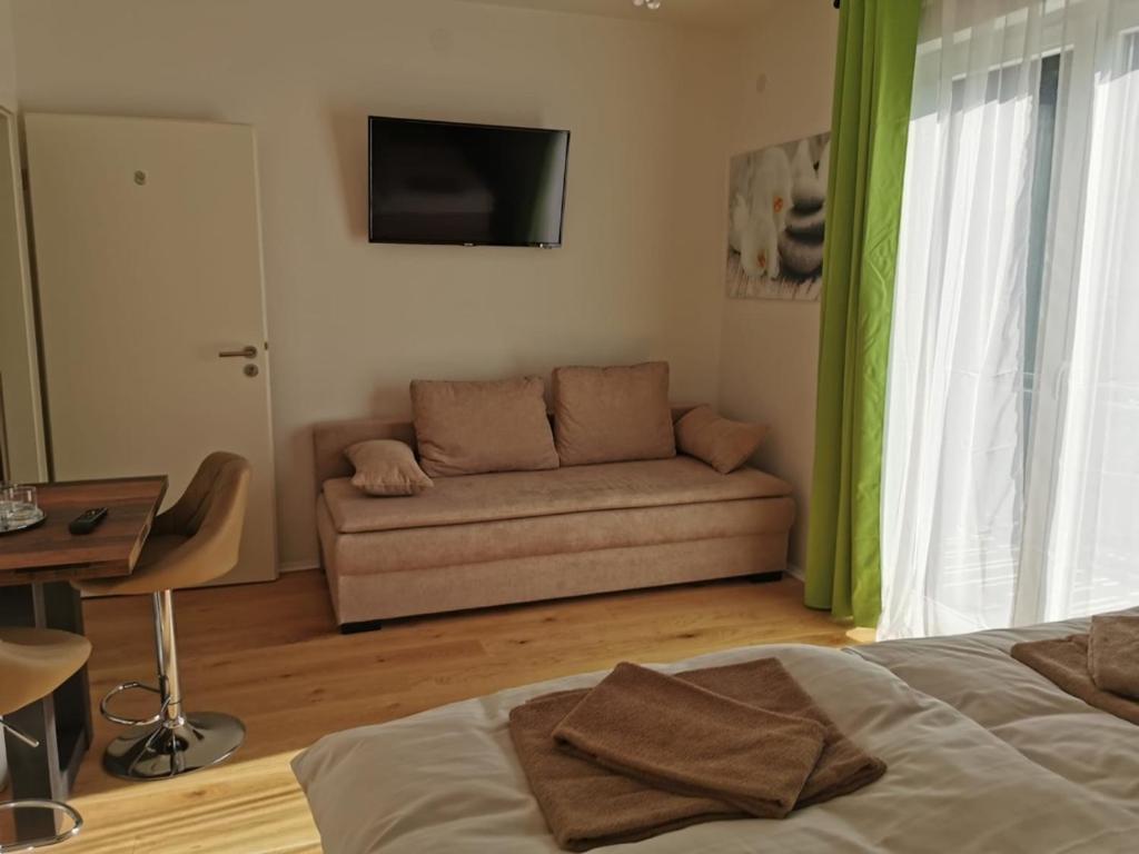 Enjoyit Velden West Hotel Selpritsch Ngoại thất bức ảnh