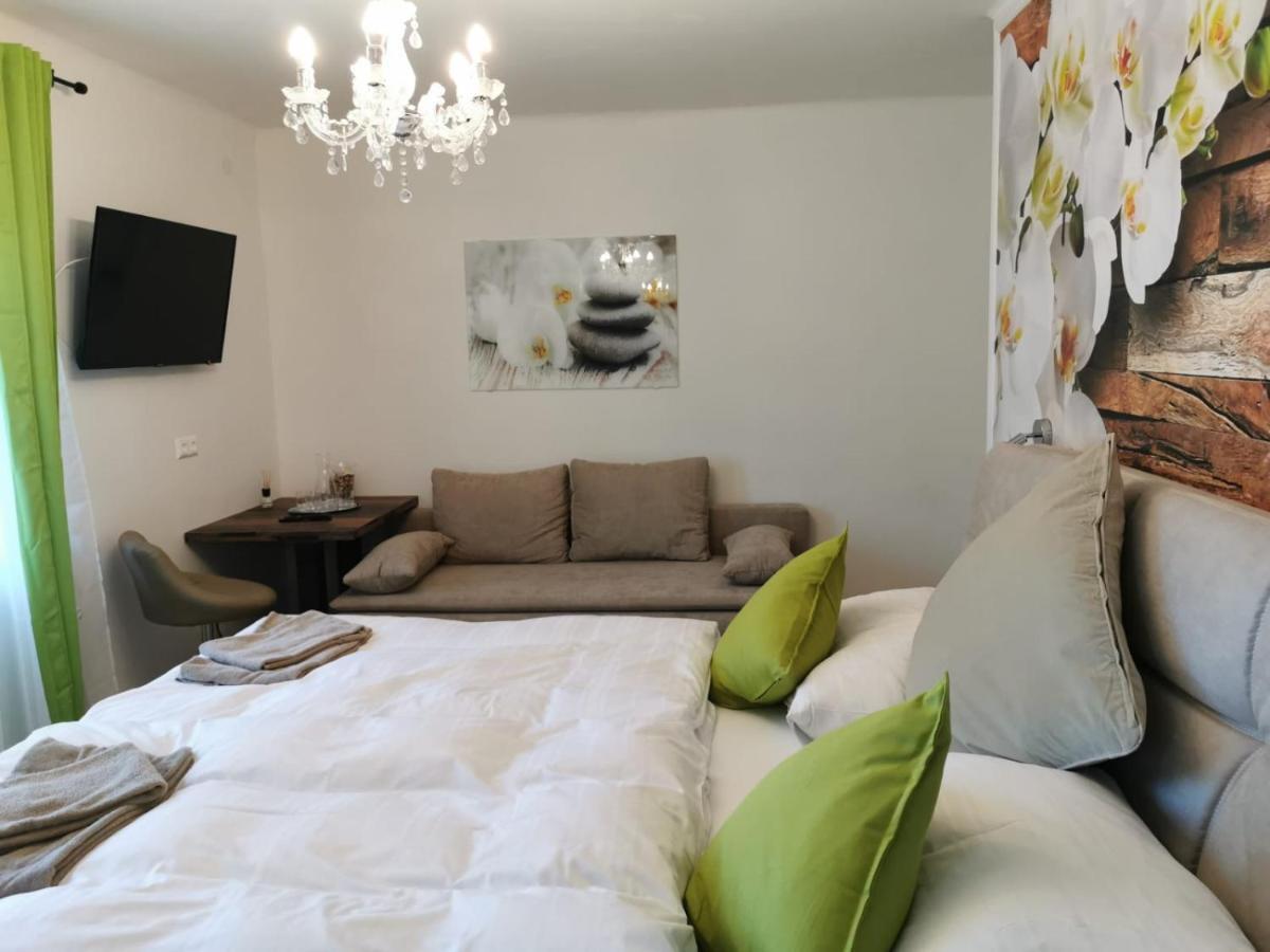 Enjoyit Velden West Hotel Selpritsch Ngoại thất bức ảnh